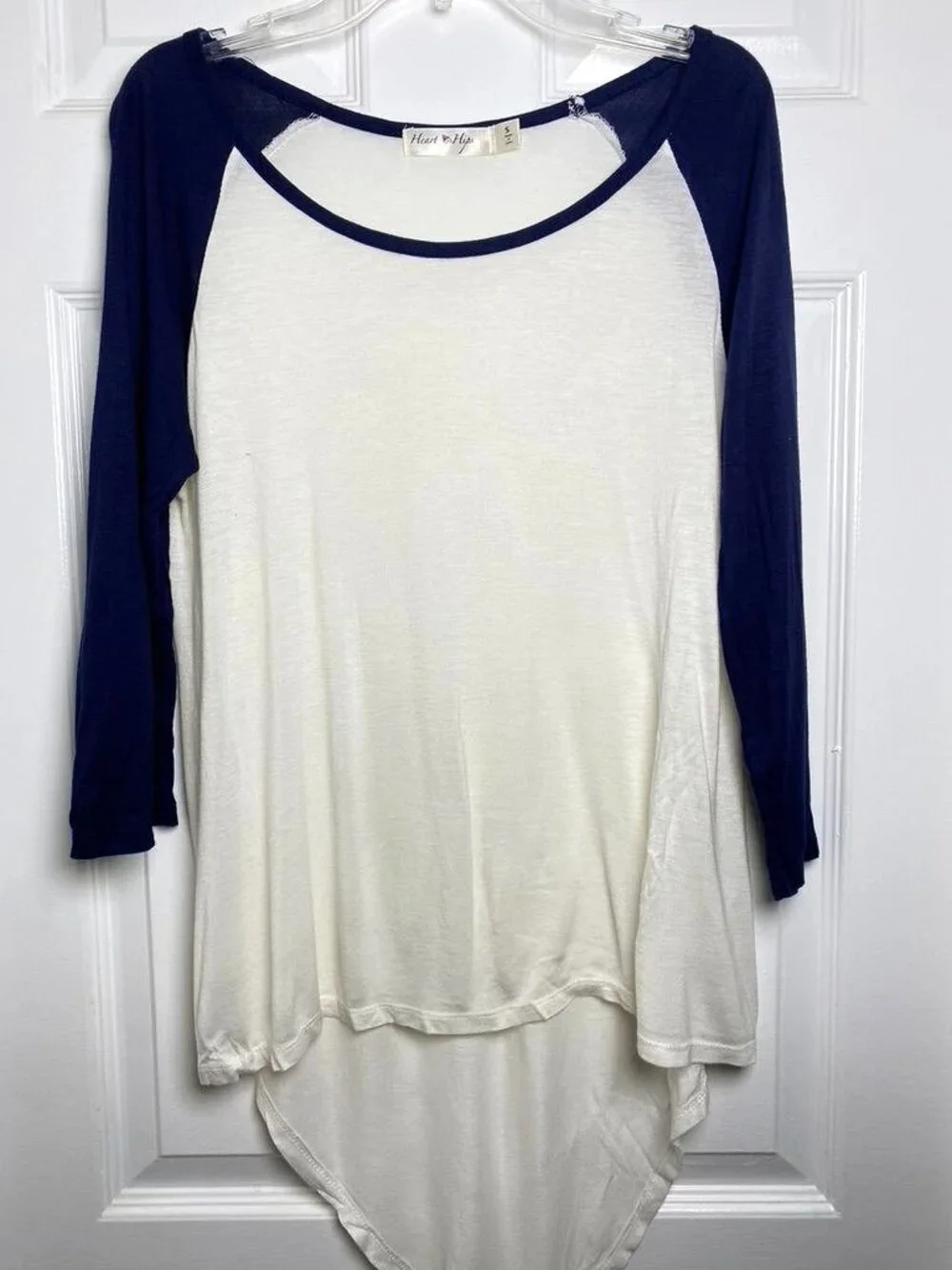 Heart Hips Rayon Hi-Lo Baseball T-Shirt Top Blue White Size Small Casual  SB